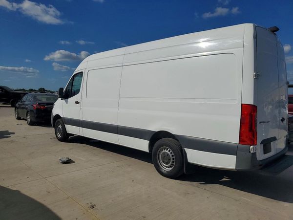 2021 MERCEDES-BENZ SPRINTER 907 (VS30)