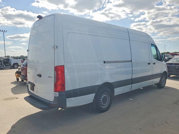 2021 MERCEDES-BENZ SPRINTER 907 (VS30)