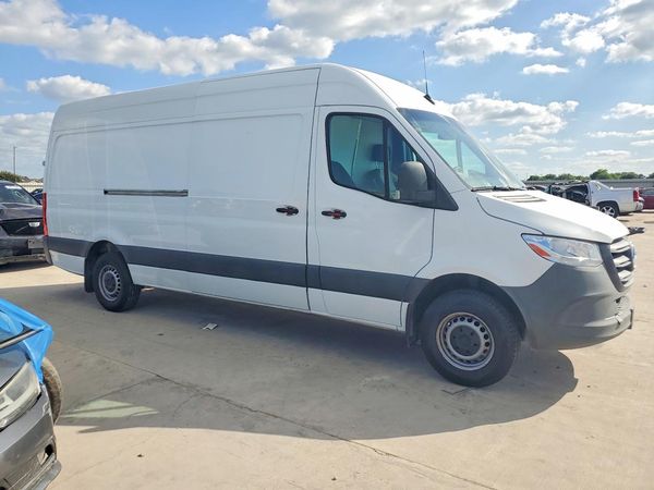 2021 MERCEDES-BENZ SPRINTER 907 (VS30)