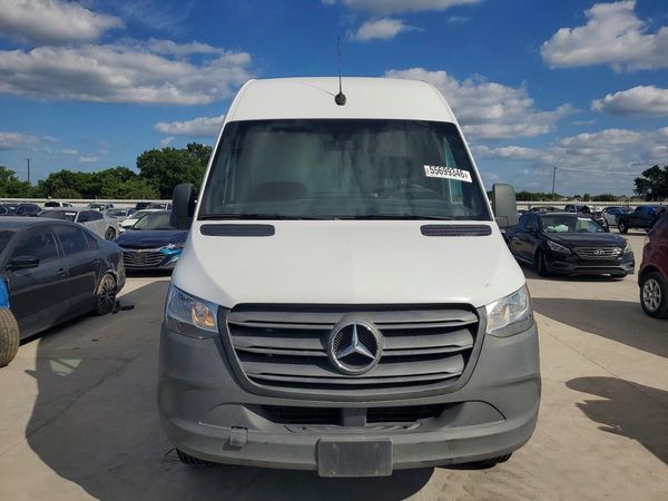 2021 MERCEDES-BENZ SPRINTER 907 (VS30)