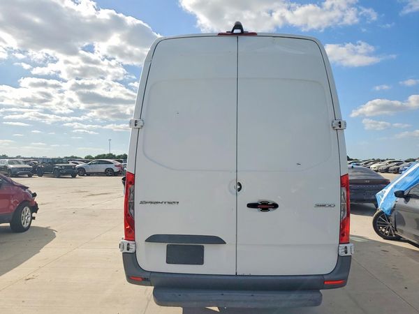2021 MERCEDES-BENZ SPRINTER 907 (VS30)