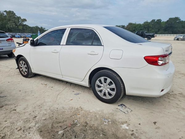 2013 TOYOTA COROLLA