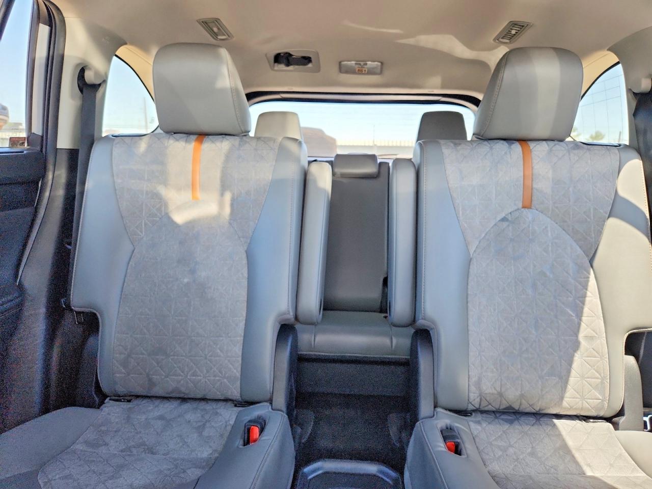 2022 TOYOTA HIGHLANDER HYBRID Special Edition
