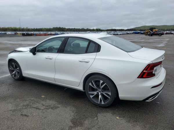2021 VOLVO S60