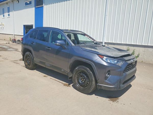 2021 TOYOTA RAV4 XLE HV