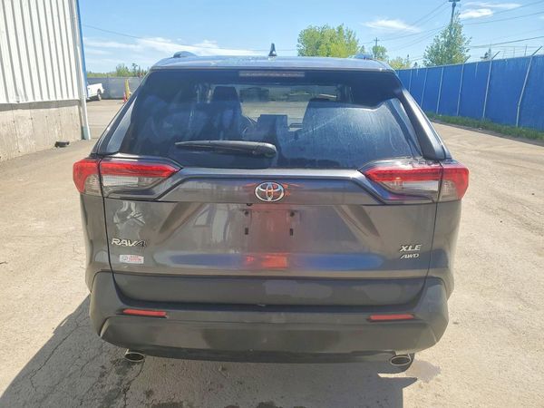 2021 TOYOTA RAV4 XLE HV