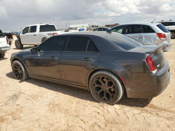 2017 CHRYSLER 300