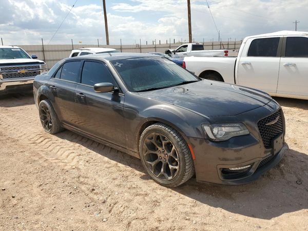 2017 CHRYSLER 300