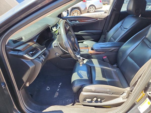 2014 CADILLAC XTS Luxury