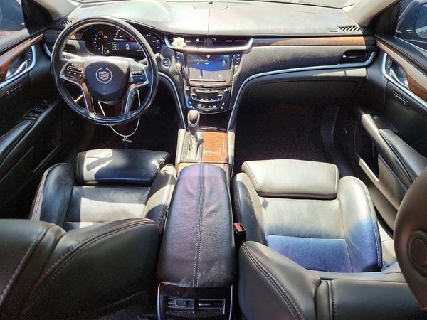 2014 CADILLAC XTS Luxury