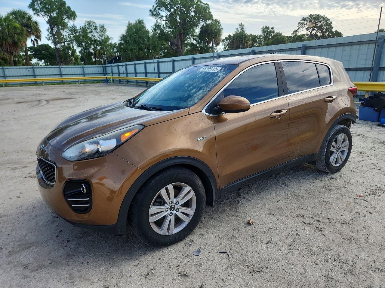 2017 KIA SPORTAGE LX