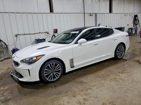 2019 KIA STINGER