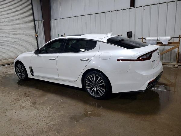 2019 KIA STINGER Premium