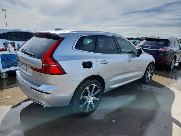 2021 VOLVO XC60 Inscription