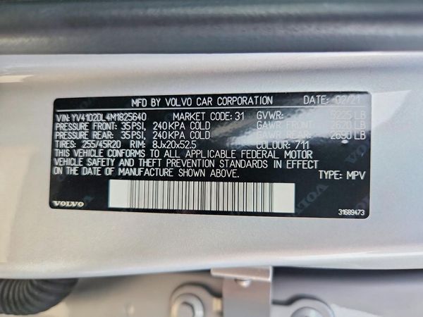 2021 VOLVO XC60 Inscription