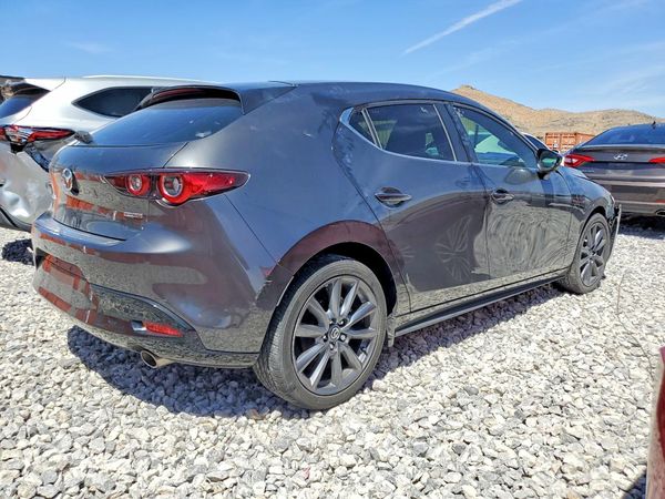 2022 MAZDA 3 Preferred Package