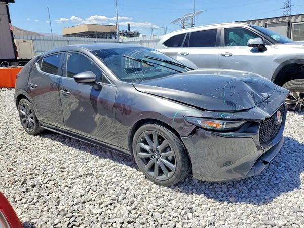 2022 MAZDA 3 Preferred Package