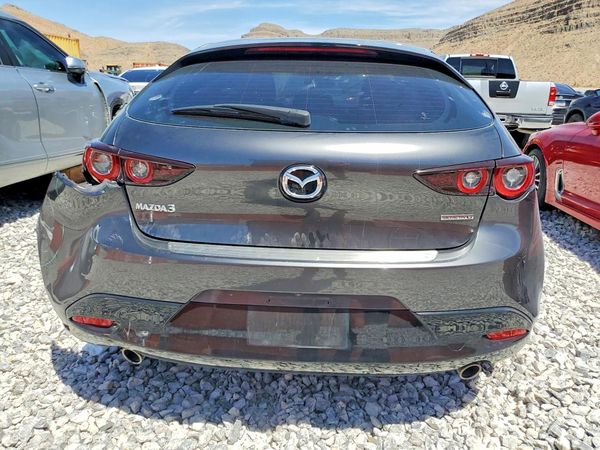 2022 MAZDA 3 Preferred Package