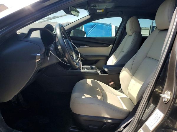 2022 MAZDA 3 Preferred Package