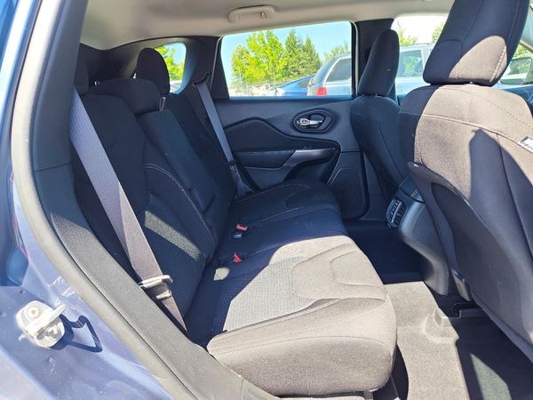 2021 JEEP CHEROKEE LATITUDE 4X4
