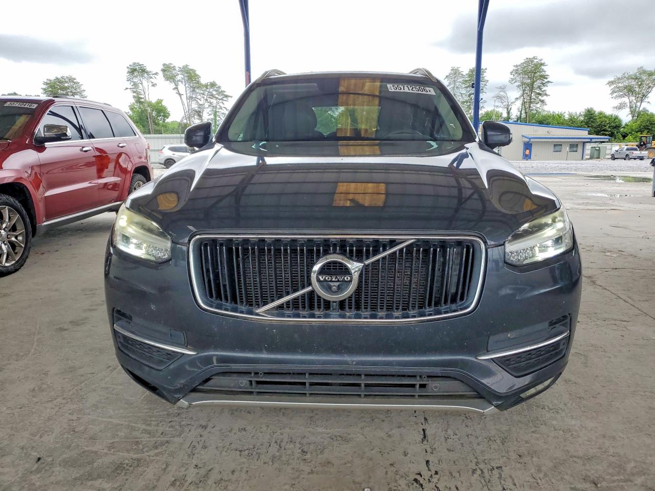 2017 VOLVO XC90 Momentum
