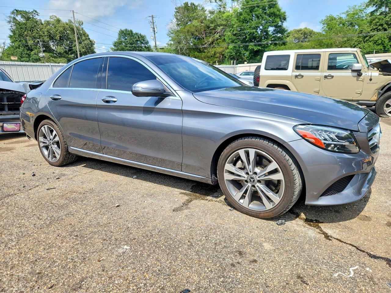 2021 MERCEDES-BENZ C C300