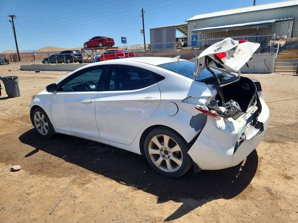 2013 HYUNDAI ELANTRA