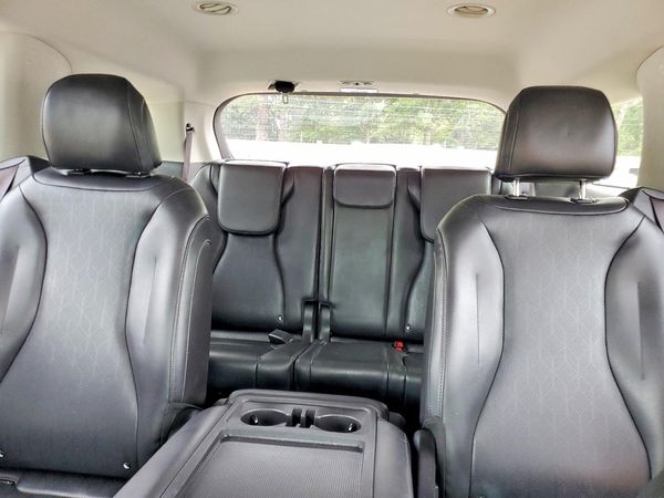 2022 KIA CARNIVAL LX, LX Seat Package
