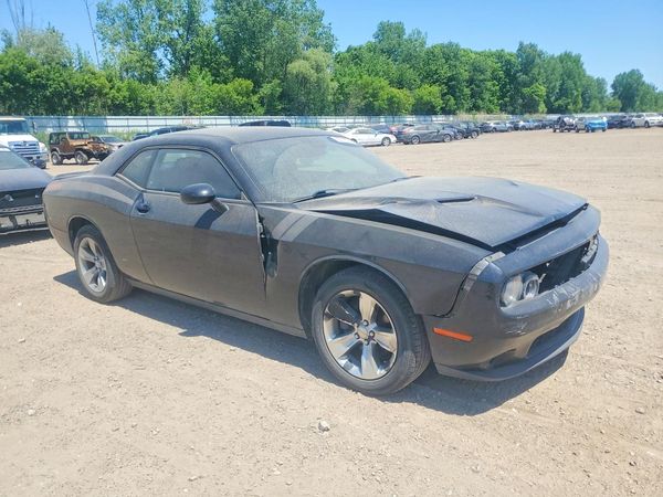 2015 DODGE CHALLENGER SXT