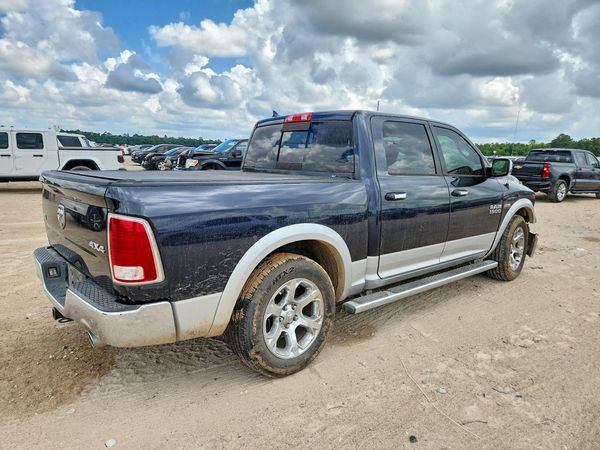 2014 RAM 1500 Laramie