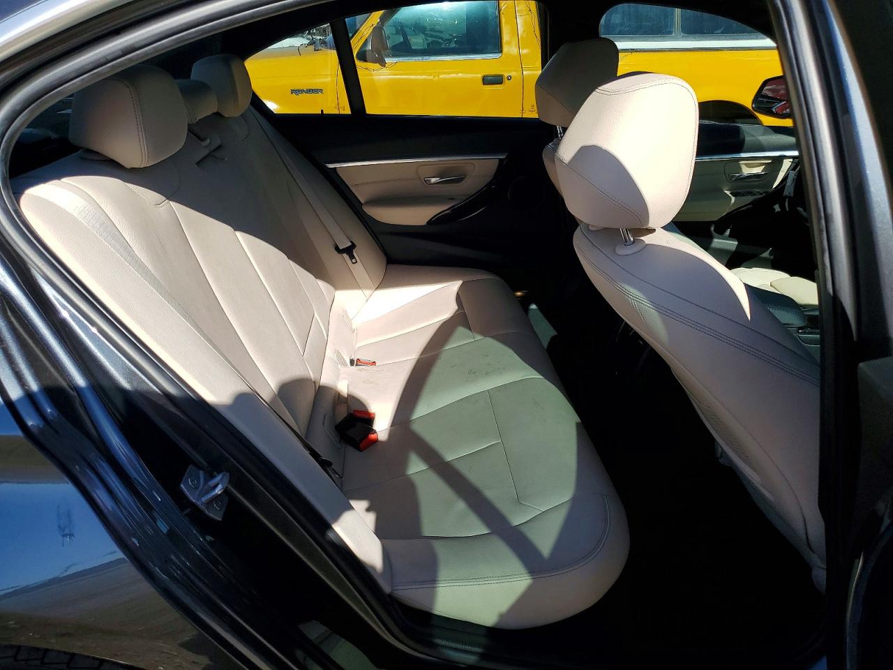 2017 BMW 330 SA