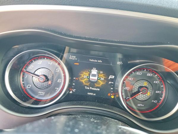 2020 DODGE CHARGER SXT