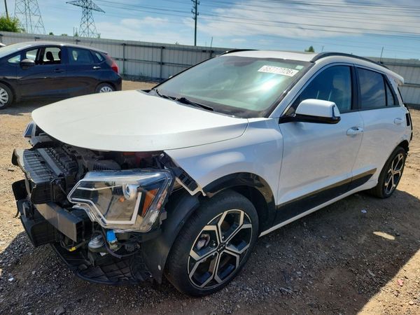2023 KIA NIRO EX