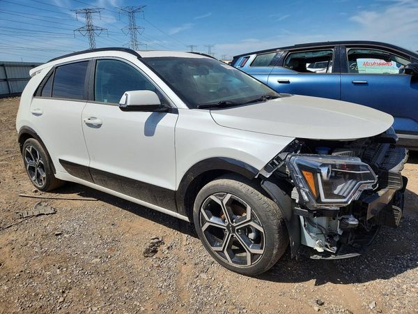 2023 KIA NIRO EX