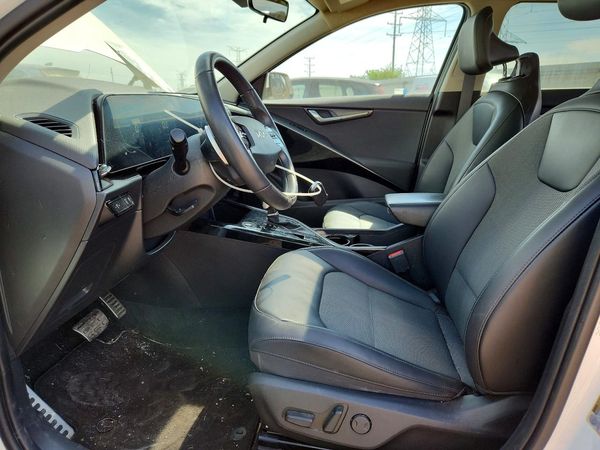 2023 KIA NIRO EX