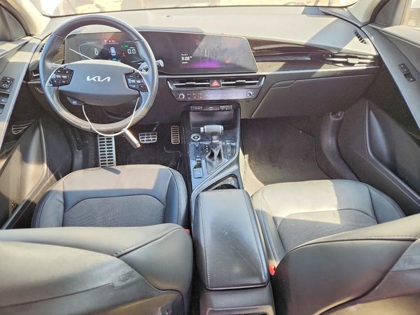 2023 KIA NIRO EX