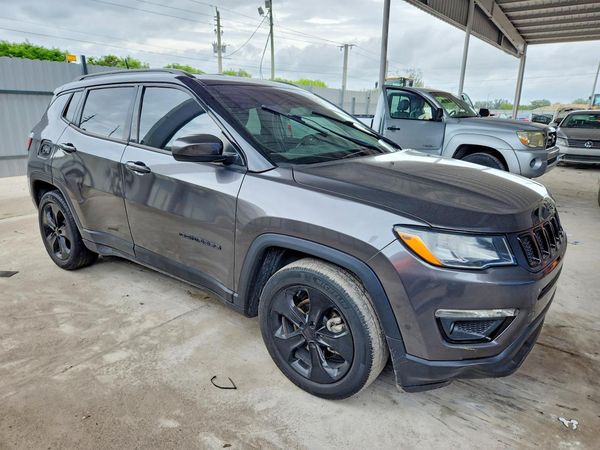 2021 JEEP COMPASS — Passenger 3/4