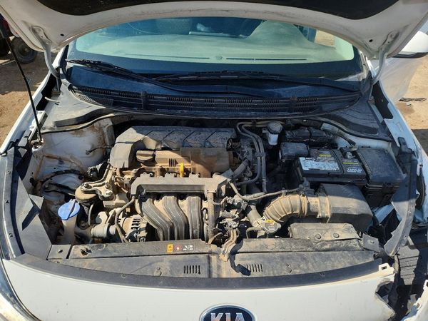 2020 KIA RIO 5-DOOR LX, S