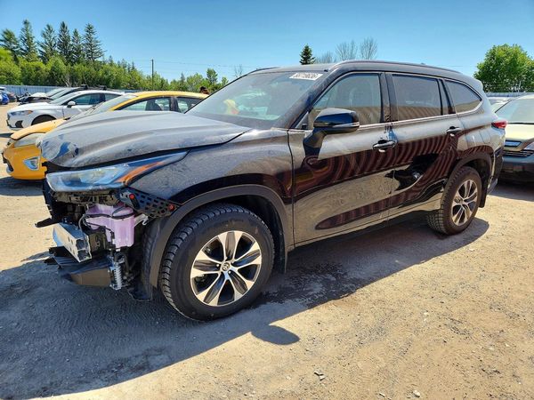 2021 TOYOTA HIGHLANDER