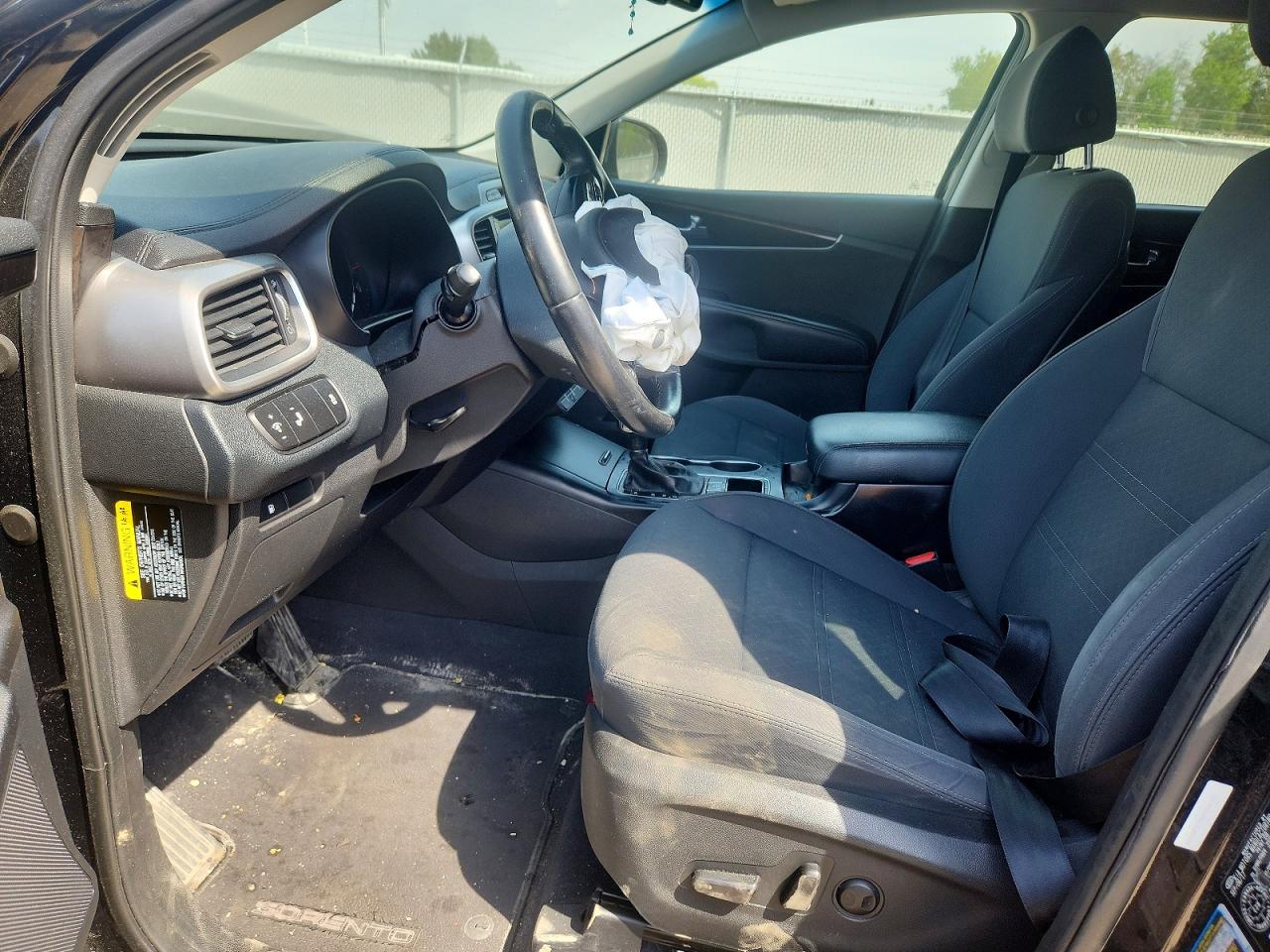 2018 KIA SORENTO L, LX