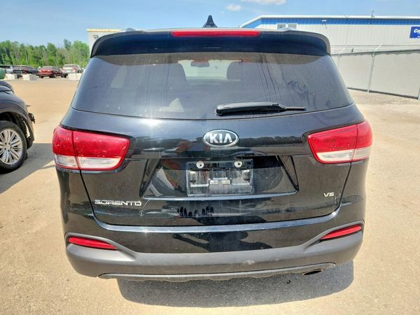 2018 KIA SORENTO L, LX