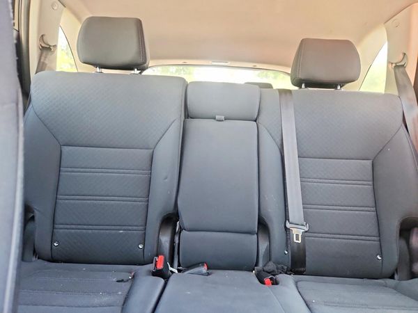 2018 KIA SORENTO L, LX