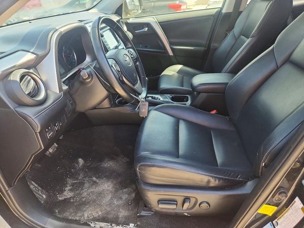 2018 TOYOTA RAV4 Ltd