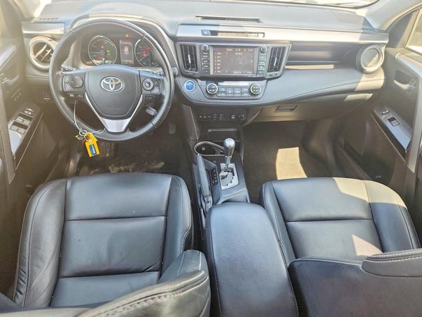 2018 TOYOTA RAV4 Ltd