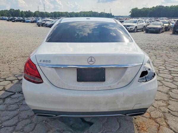 2016 MERCEDES-BENZ C C300