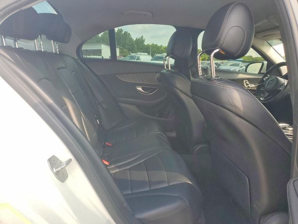 2016 MERCEDES-BENZ C C300