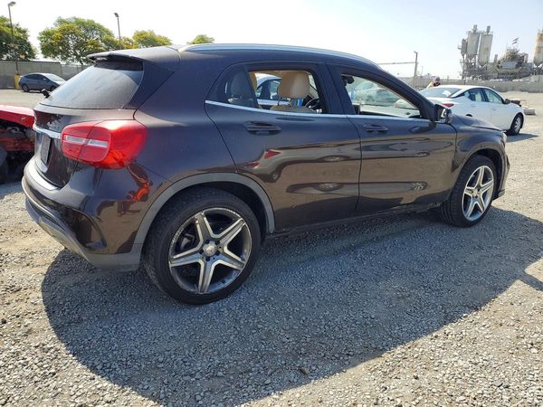 2015 MERCEDES-BENZ GLA GLA250 4-MATIC