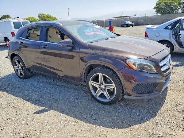 2015 MERCEDES-BENZ GLA GLA250 4-MATIC