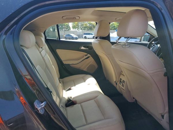 2015 MERCEDES-BENZ GLA GLA250 4-MATIC