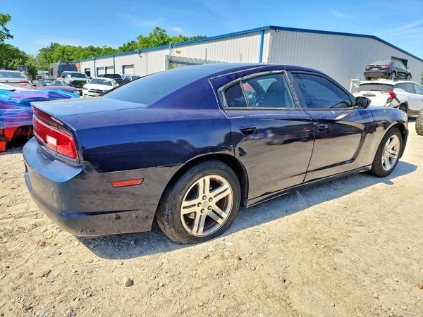 2014 DODGE CHARGER SE